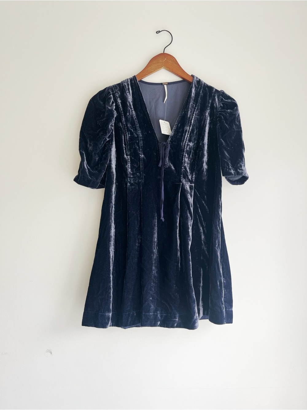 Free people dark blue velvet tunic mini dress new with tags XS